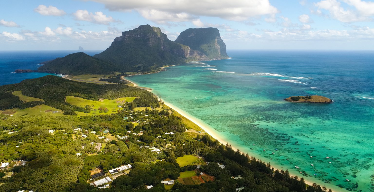 オーストラリア ロード・ハウ島行きのフライト