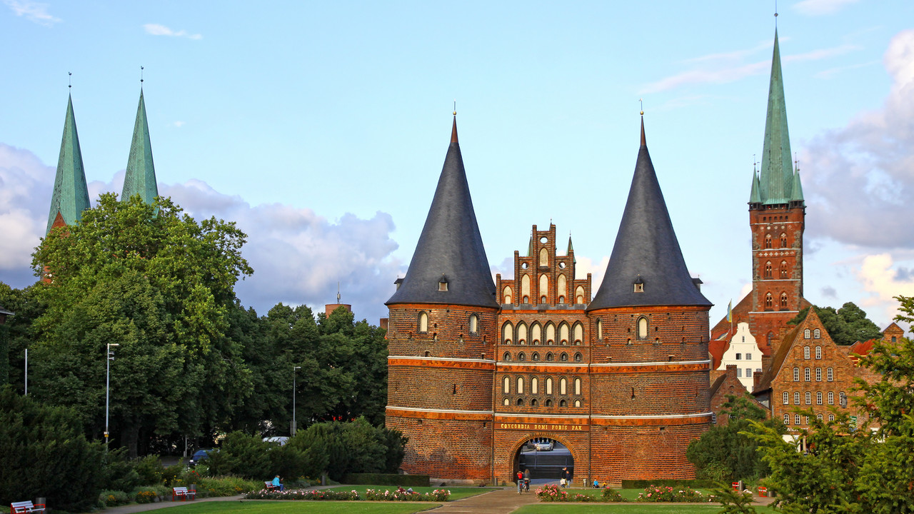 Günstige Flüge von Palma, Mallorca nach Lübeck ab 30 €