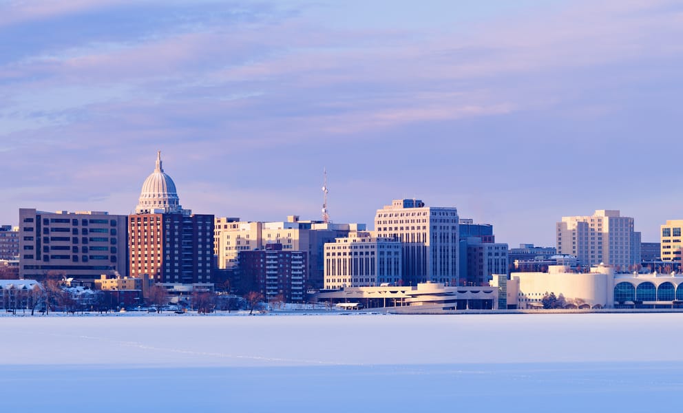 Cheap flights from Anchorage, AK to Madison, WI