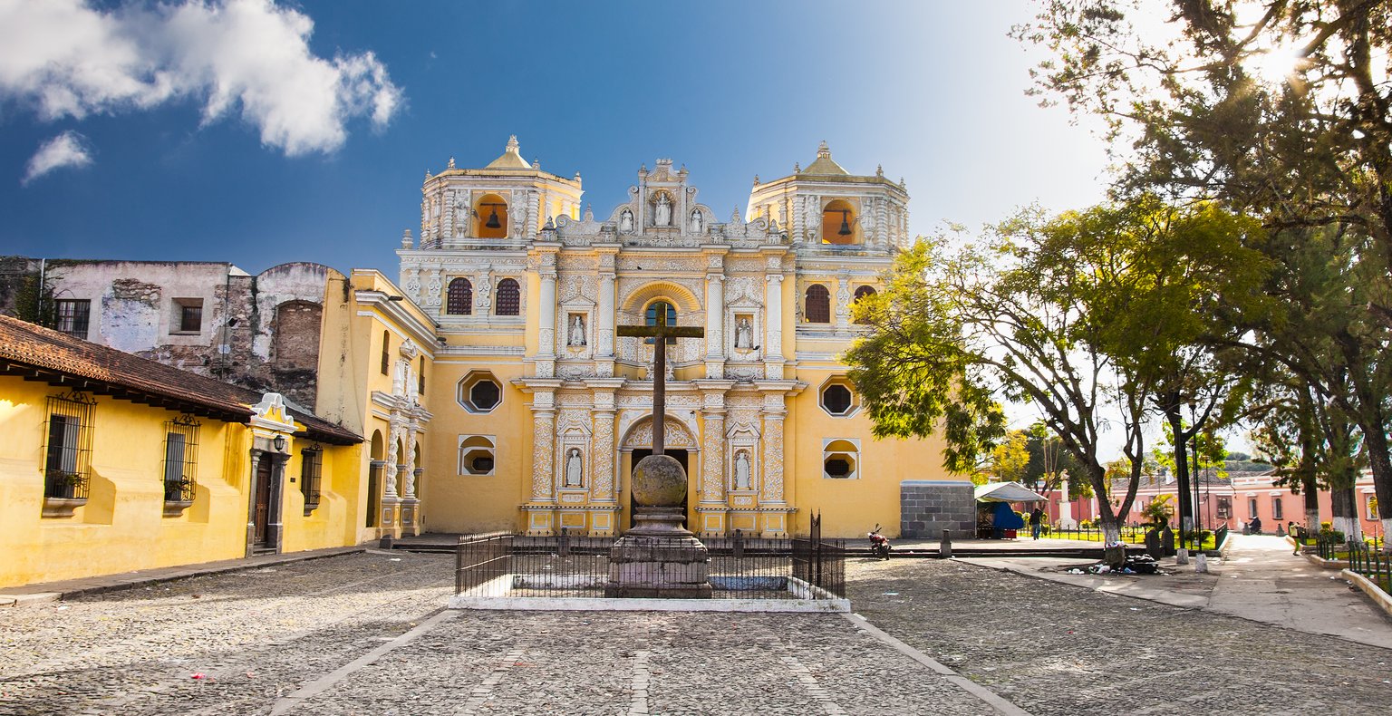 Finden Sie günstige Flüge to Merced
