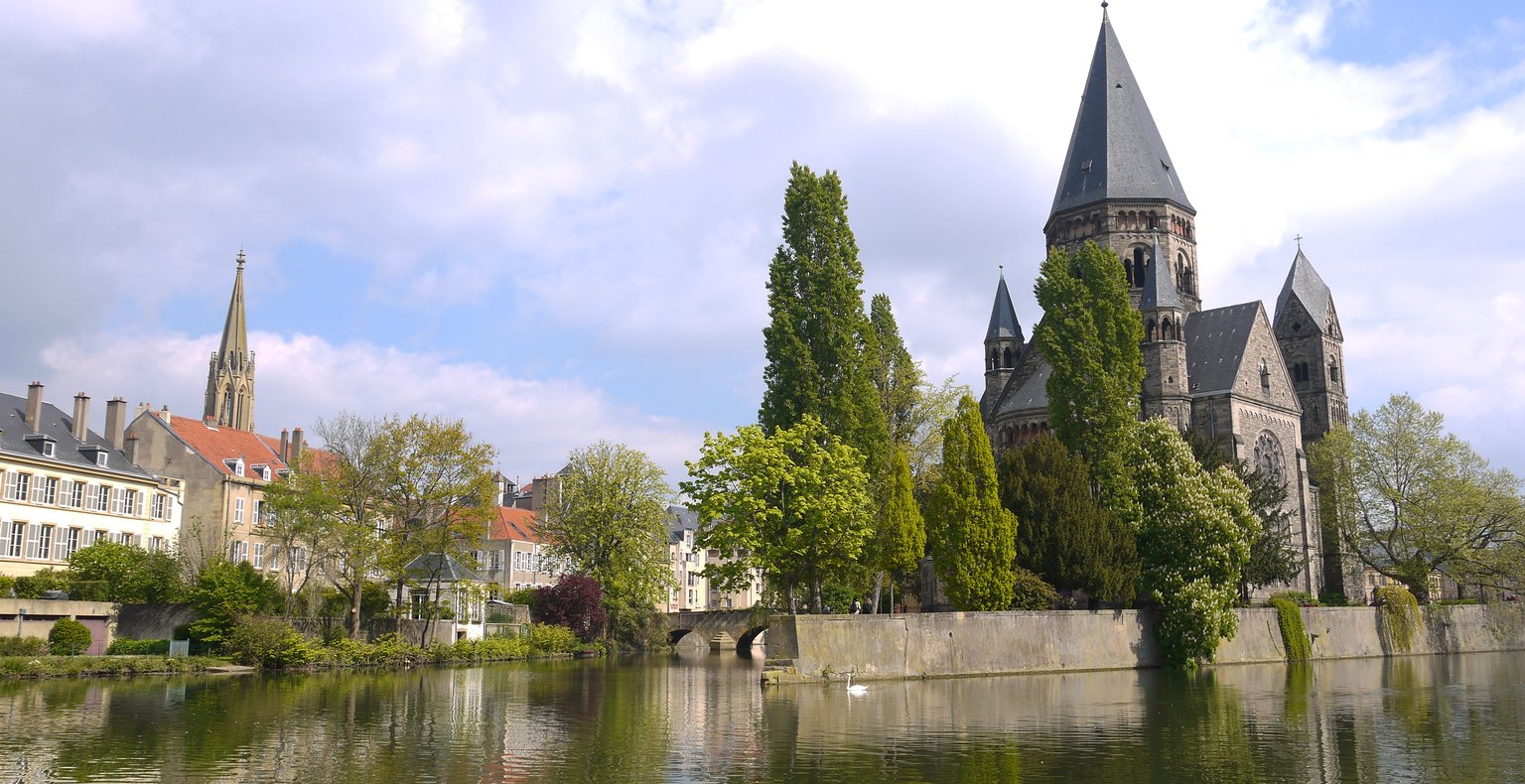 Najít levné lety do Met