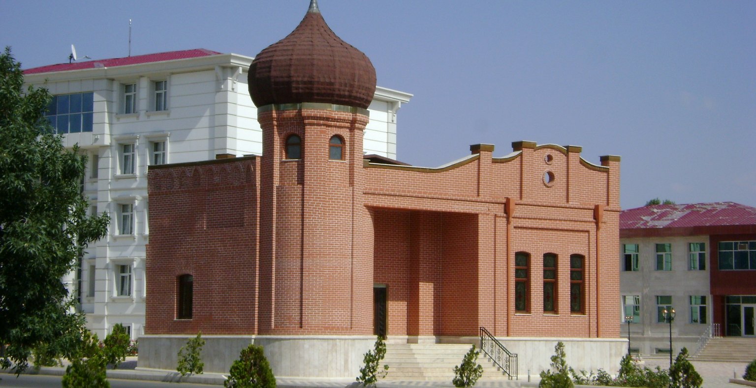 Lentoja to Nakhchivan (Azerbaidžan)