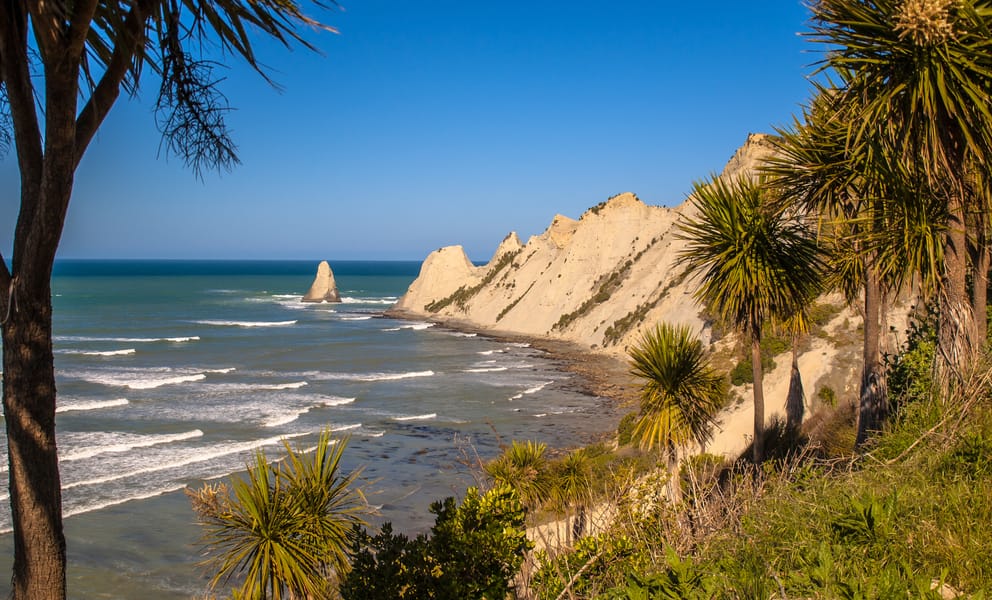 Cheap flights from Auckland to Napier