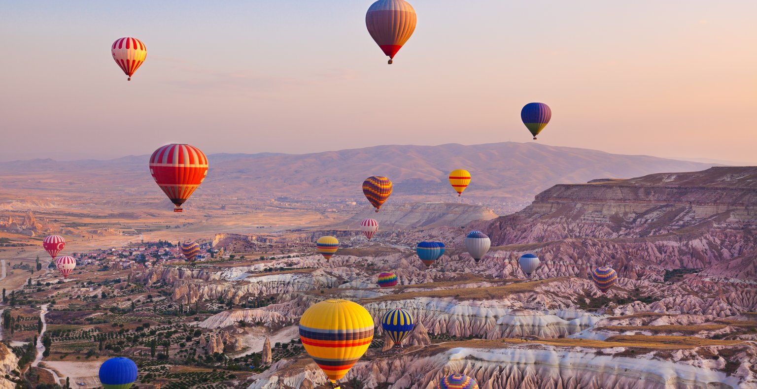 Vols pas chers depuis Istanbul vers Nevşehir à partir de 52 €