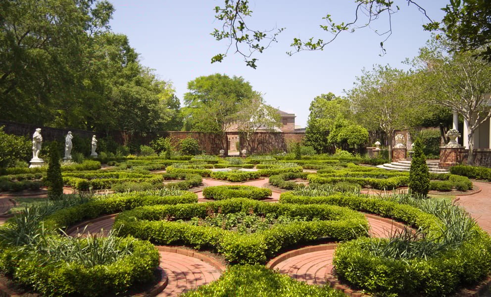 Cheap car rentals in New Bern, United States