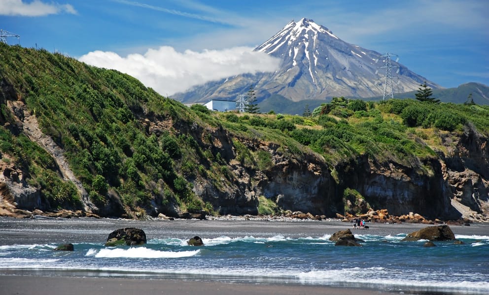 Cheap flights from Auckland to New Plymouth