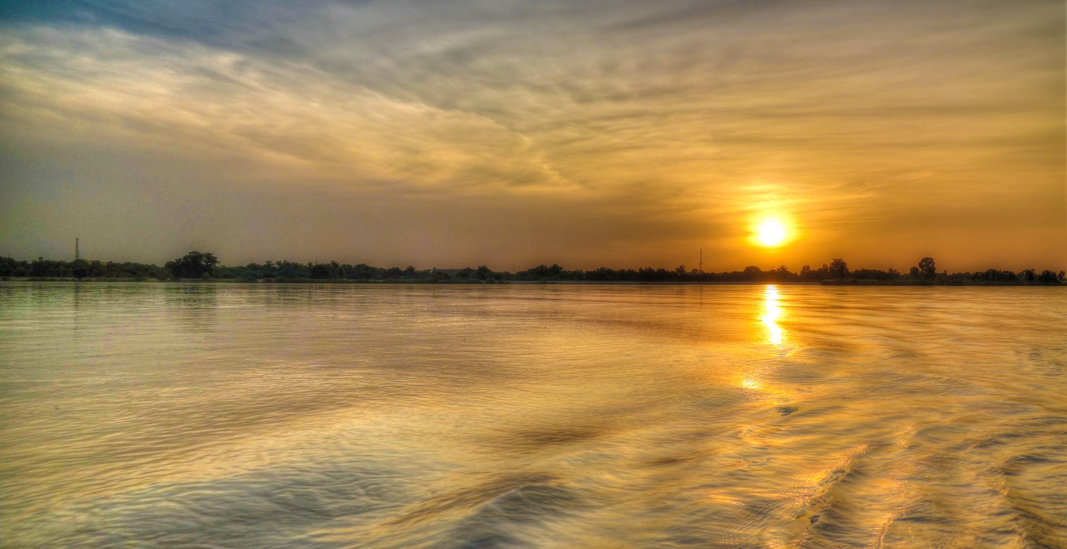 Günstige Flüge von Hamburg nach Niamey ab 341 €