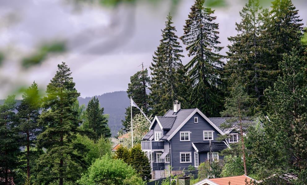 Cheap car rentals in Norway House, Canada