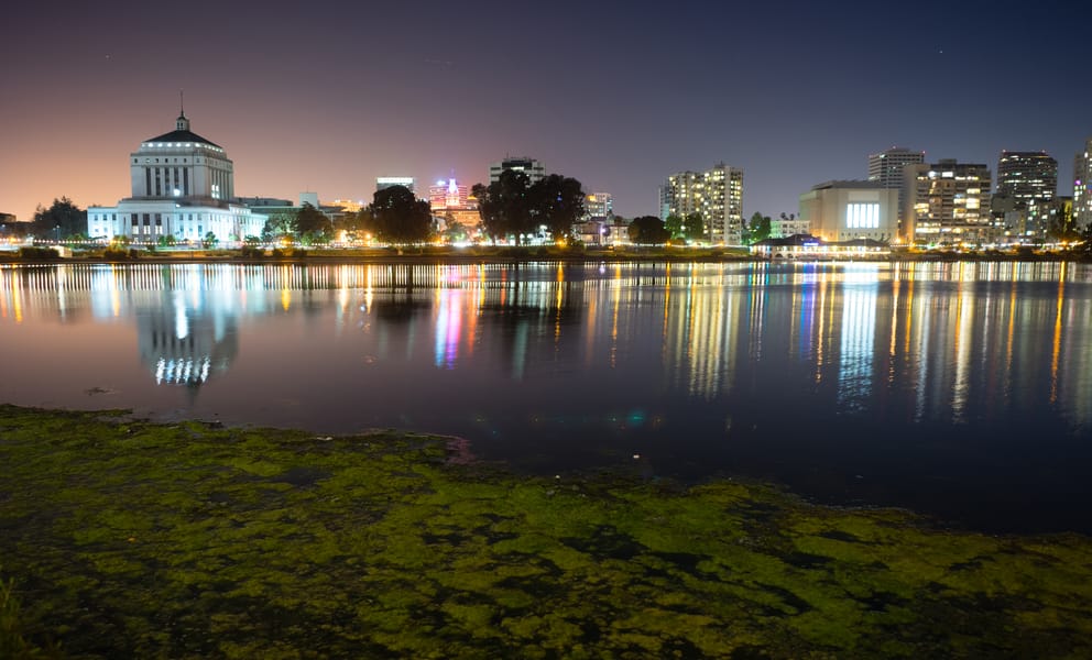 Cheap car rentals in Oakland, United States