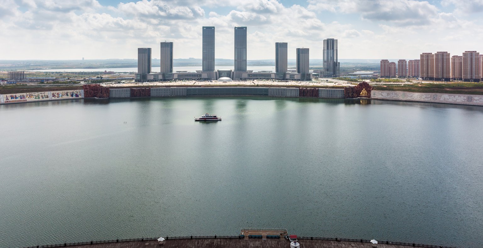 至鄂尔多斯市(中国)的航班