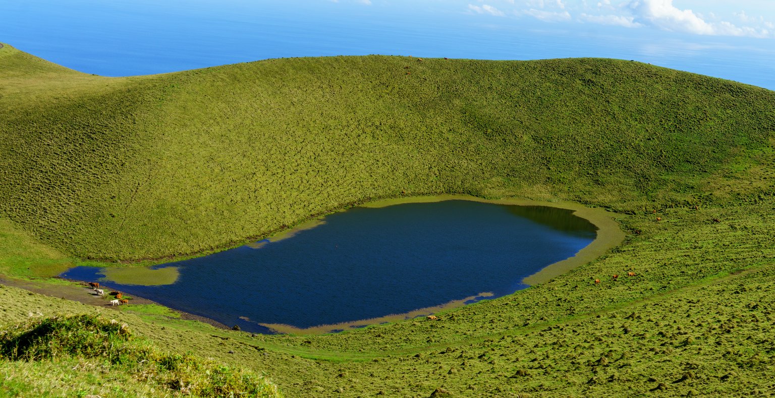 Vuelos baratos de Isla Terceira to Pico Island a partir de 80 €