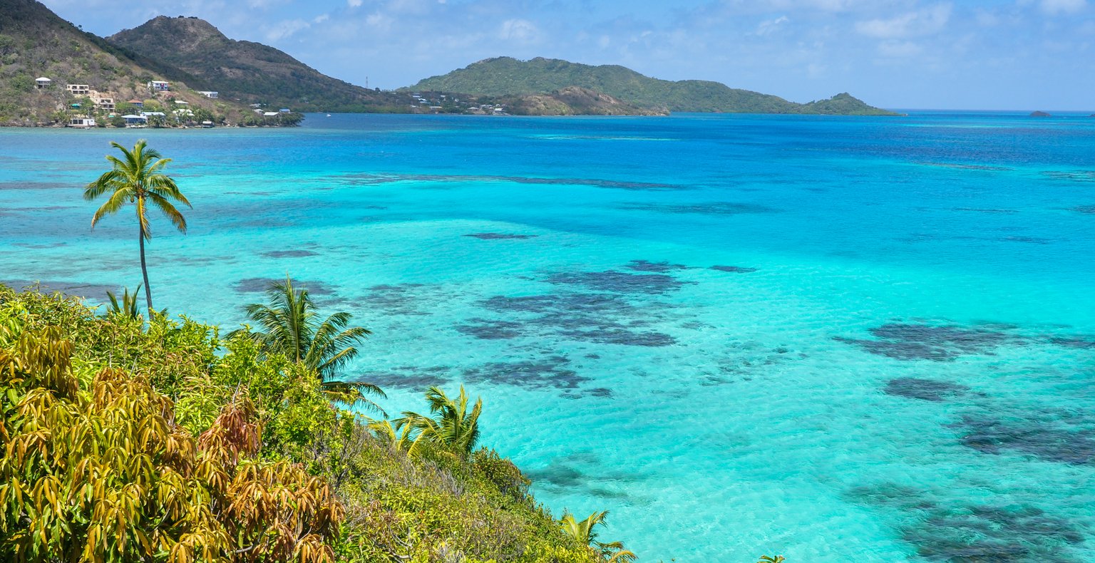Günstige Flüge von Medellín zur Insel Providencia ab