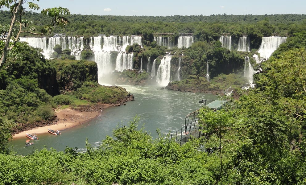 Location de voiture pas chère à Puerto Iguazú, Argentine