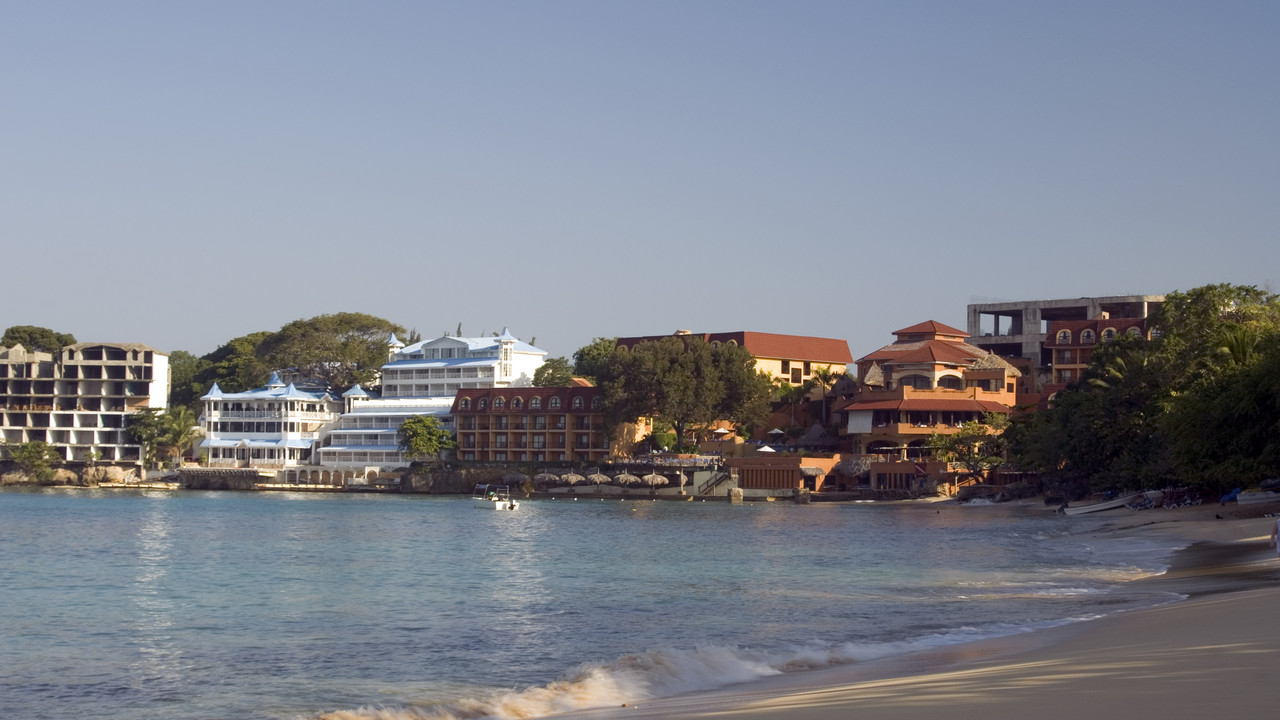 Cheap flights from Amsterdam to Puerto Plata from £529