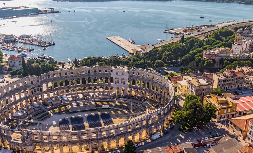 Cheap flights from Brussels to Pula