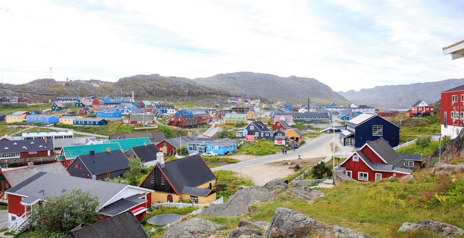 Qaqortoq – wyszukaj tanie loty