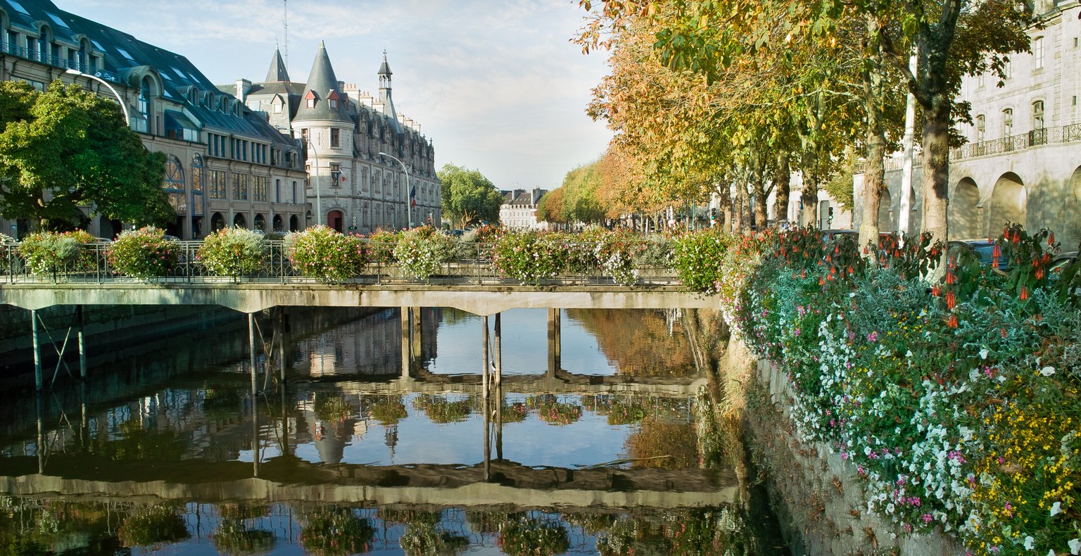 Find cheap flights to Quimper