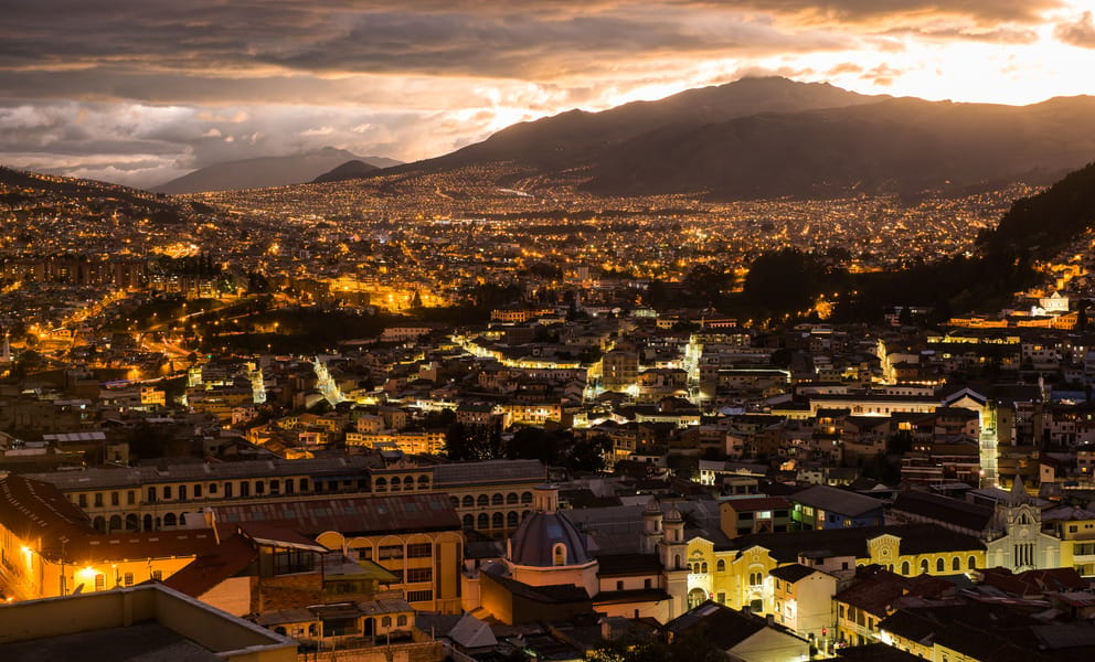 Günstige Flüge von Medellín, Kolumbien nach Quito, Ecuador