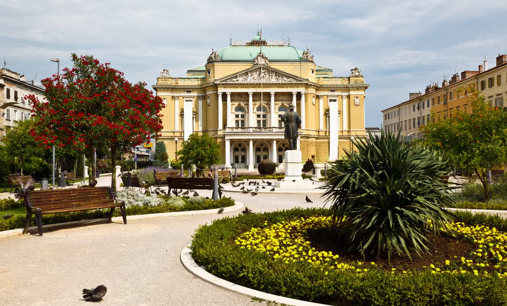 Goedkoop auto huren in Rijeka, Kroatië