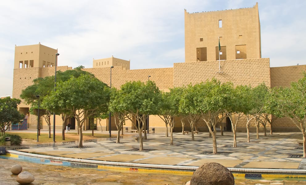 Cheap car rentals in Riyadh, Saudi Arabia