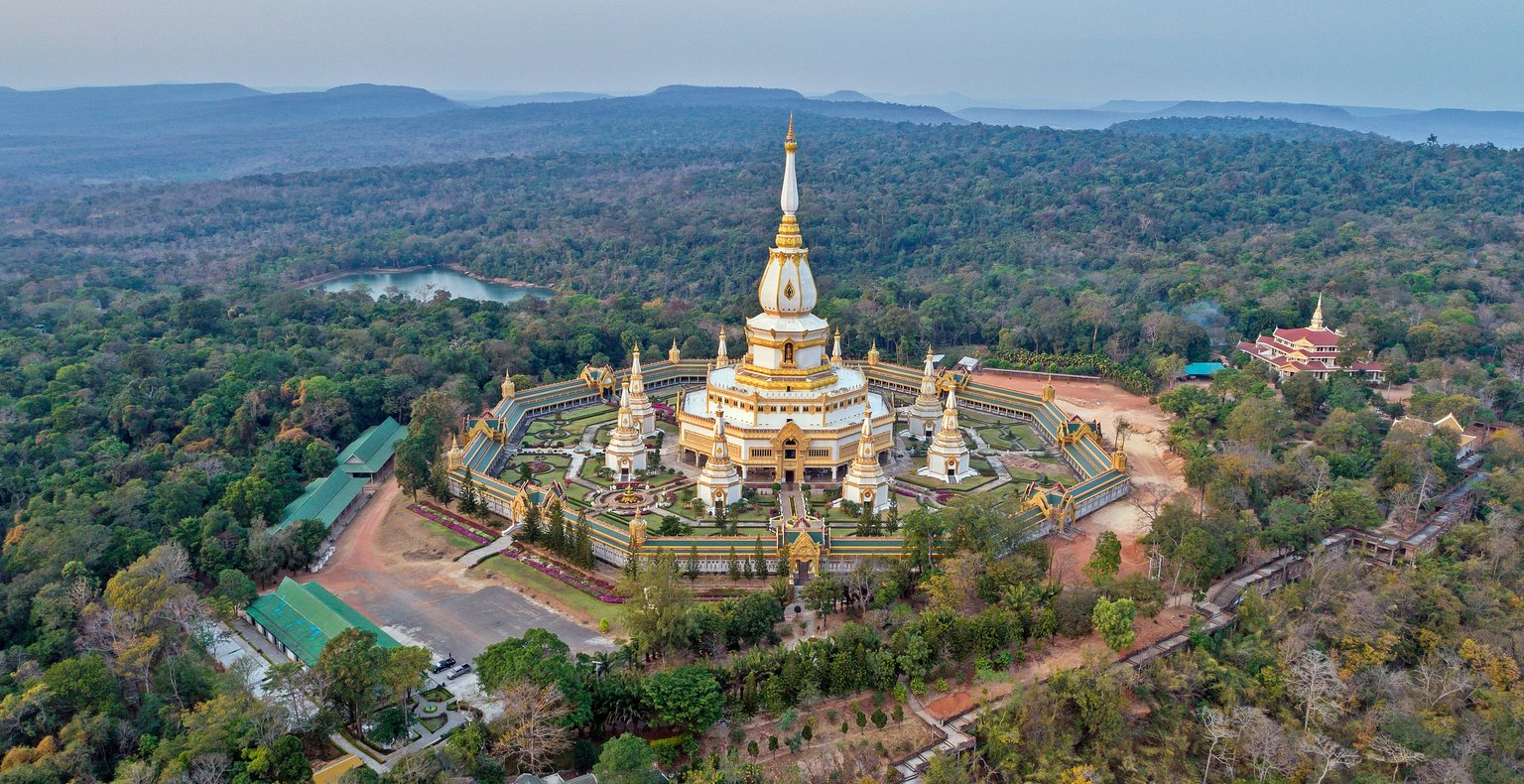 חיפוש טיסות זולות to Roi Et Province