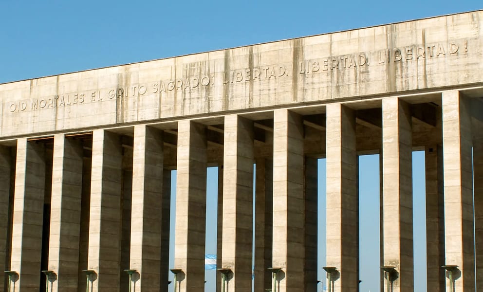 Cheap car rentals in Rosario, Argentina