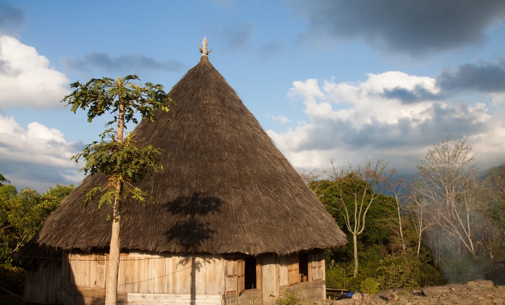 Cheap car rentals in Ruteng, Indonesia