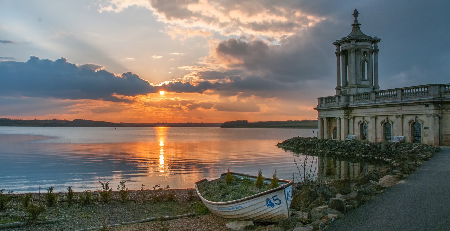 Cheap flights from Houston to Rutland City from $216