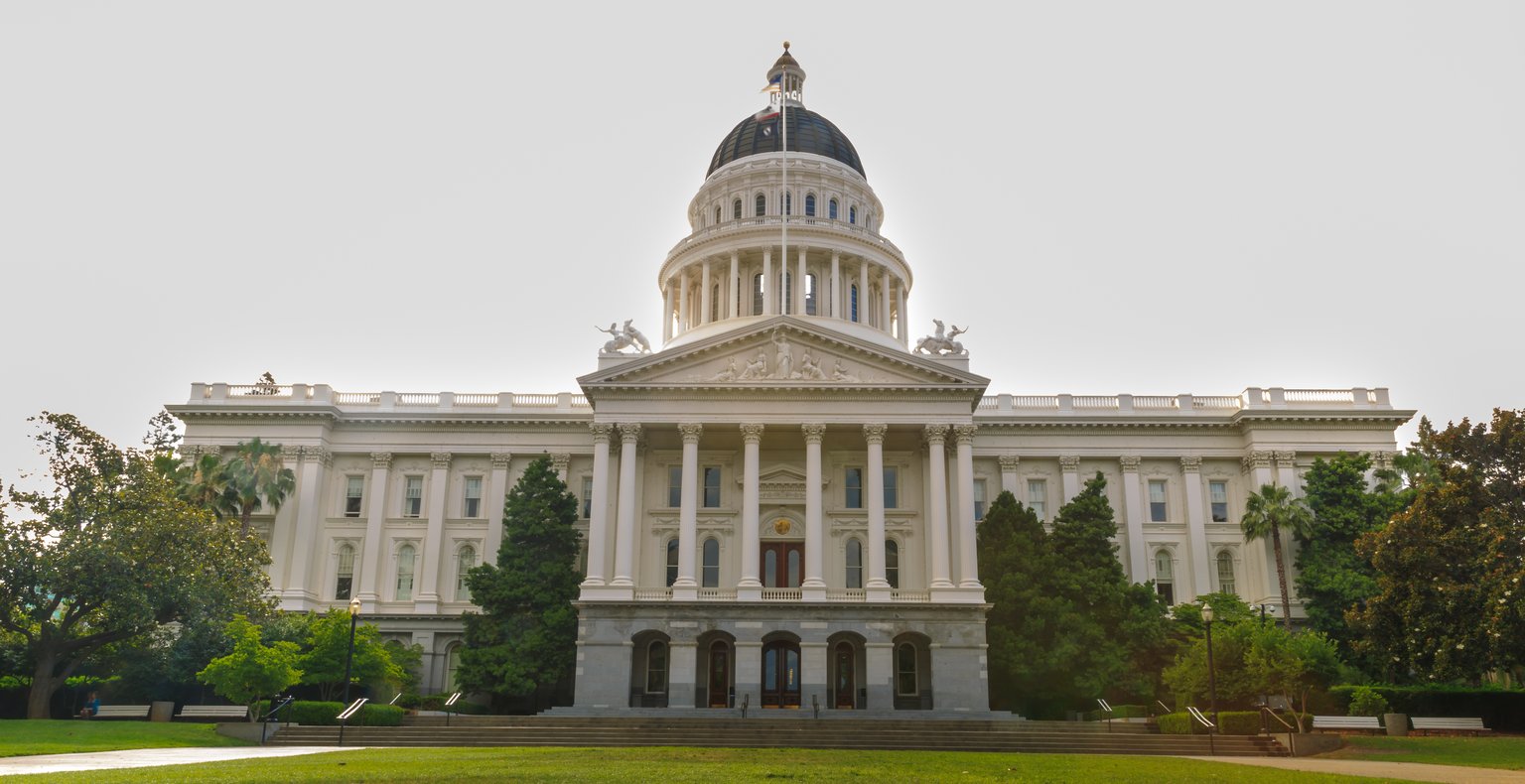 Cheap flights from London to Sacramento from £364
