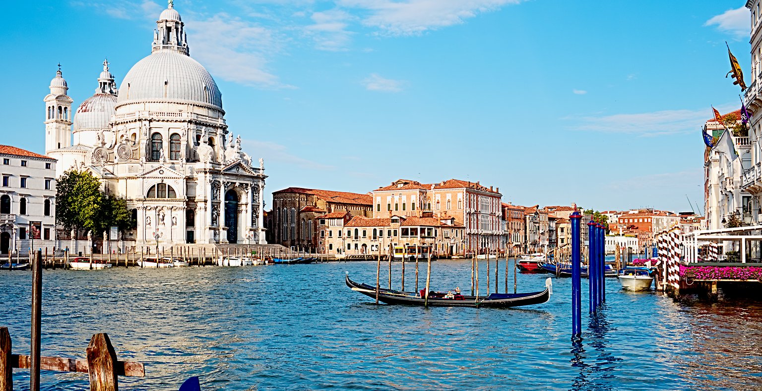 Vuelos baratos de Ponta Delgada to Santa Maria Island a partir de 68 €