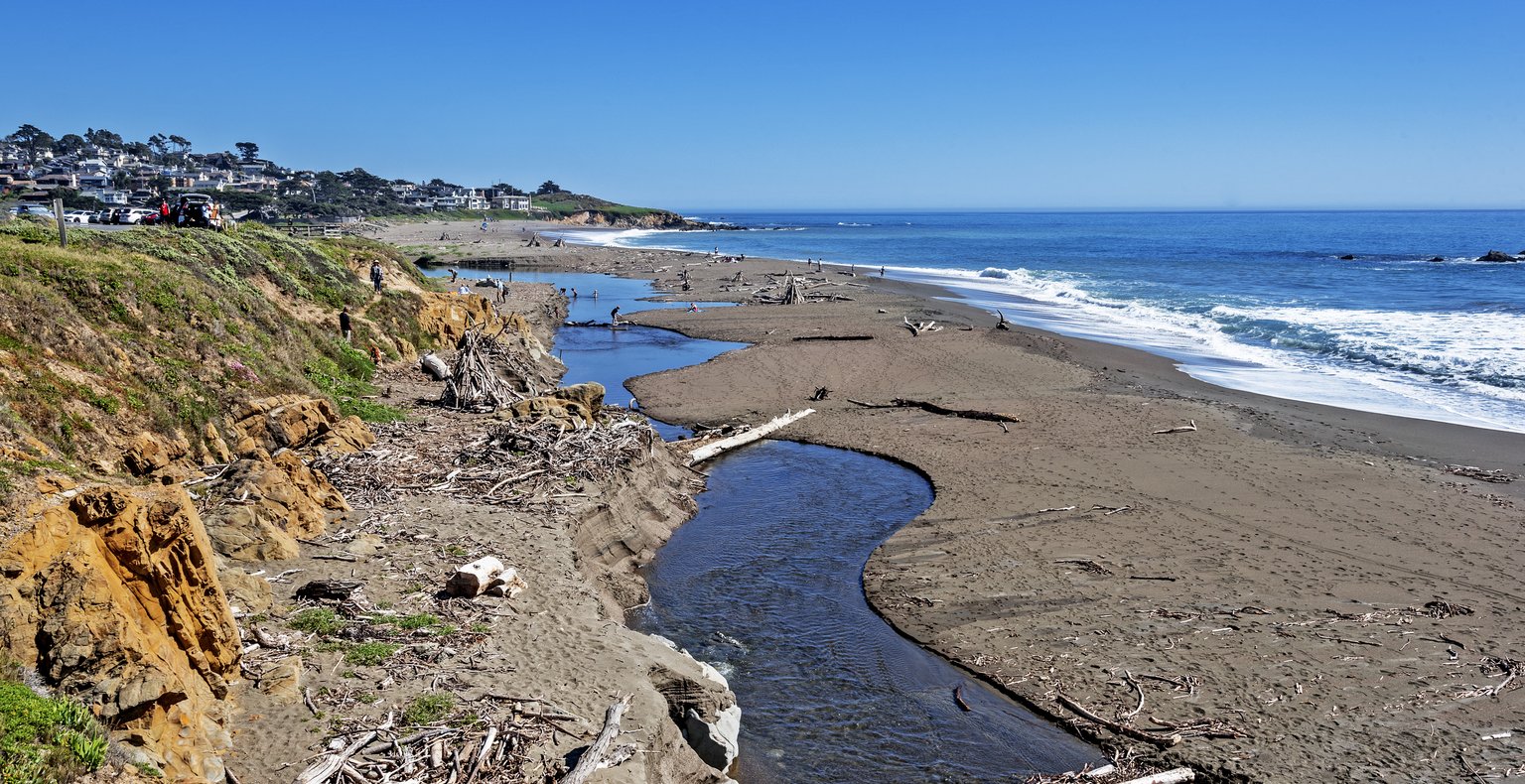 Cheap flights from Los Angeles to Santa Rosa from £69