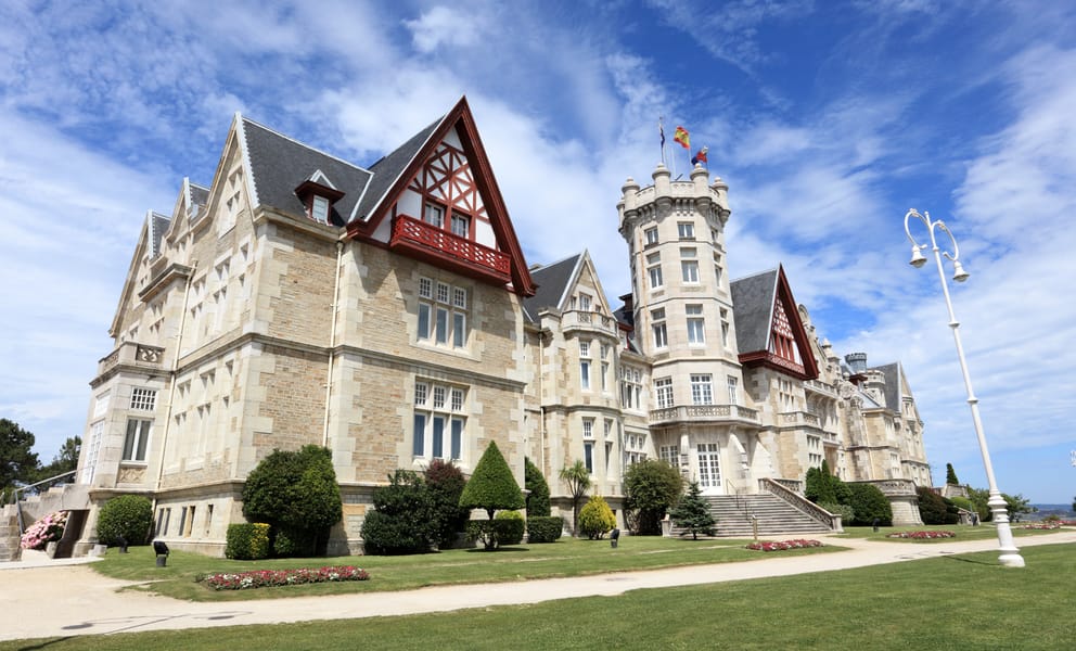 Vuelos baratos de Chisináu, Moldavia a Santander, España