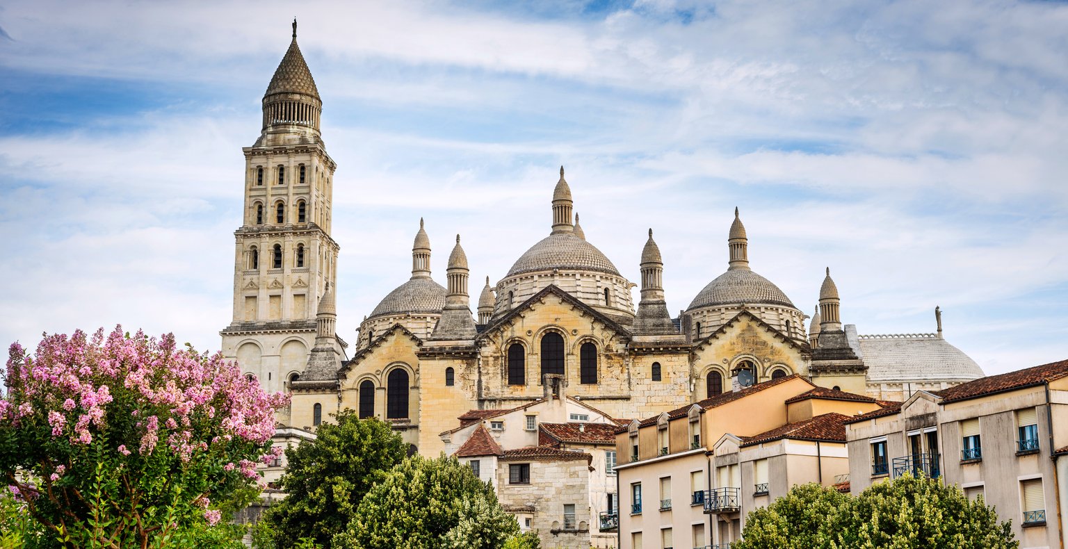 Vuelos baratos de Dortmund a Santiago de Compostela a partir de 100 €