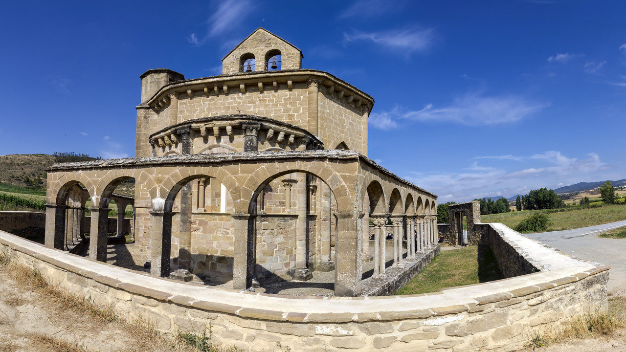 Cheap flights from Madrid to Santiago de los Caballeros from £463