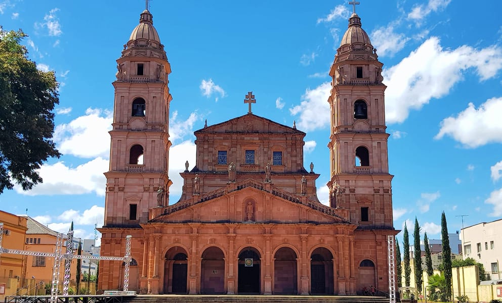 Billige lejebiler i Santo Ângelo i Brasilien