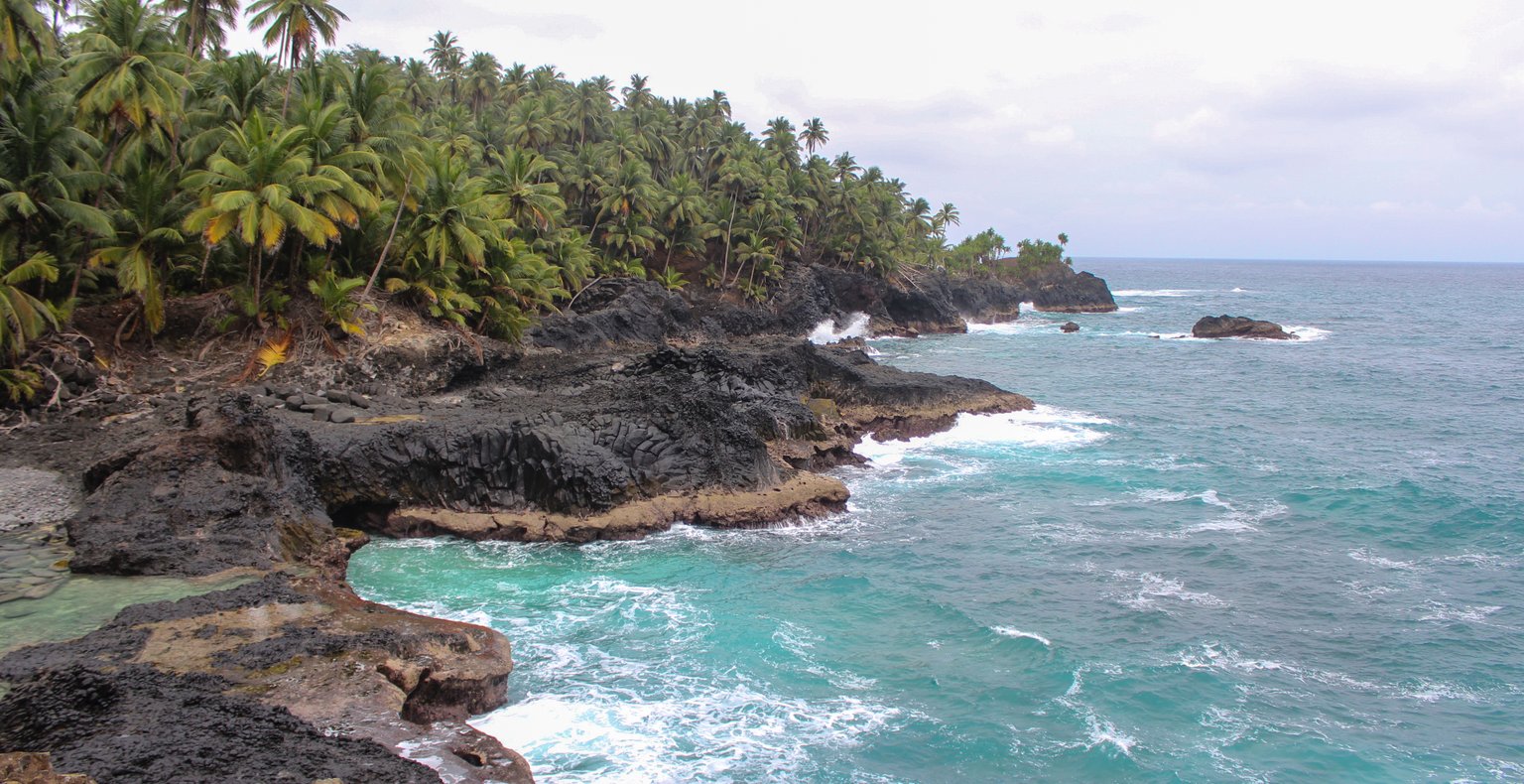 Find billige flybilletter to São Tomé