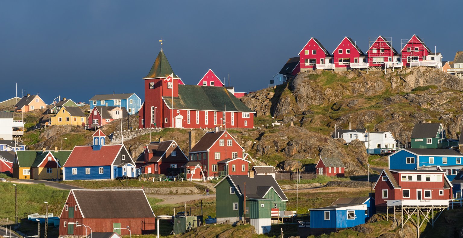 Vind goedkope vluchten to Sisimiut