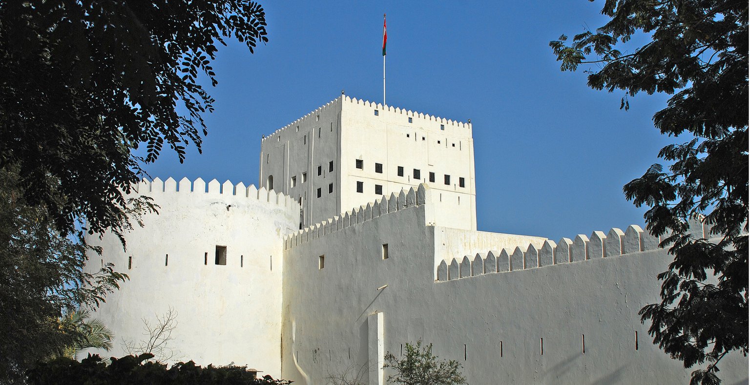 رحلات طيران رخيصة من صلالة إلى صحار بأسعار تبدأ من