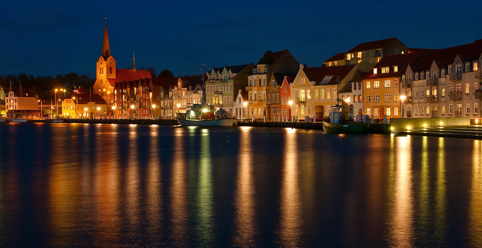 Goedkope vluchten van Amsterdam naar Sønderborg vanaf 272 €
