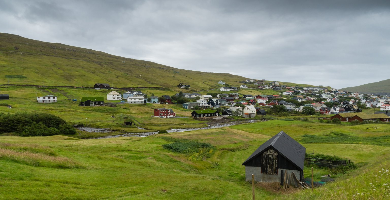 Vuelos baratos de Madrid to Sørvágur a partir de 253 €