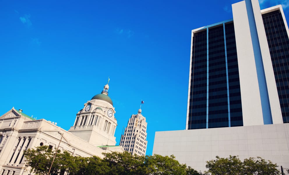 Cheap car rentals in South Bend, United States