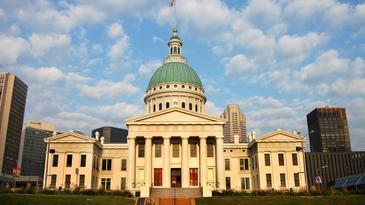 由从广州前往到圣路易斯的低价航班仅需 ¥3,963 起
