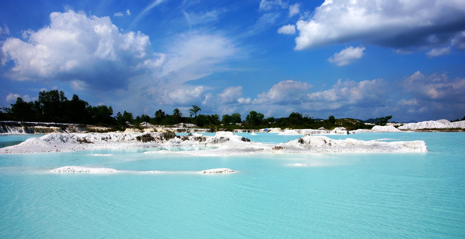 Vluchten naar Tanjung Pandan, Indonesië