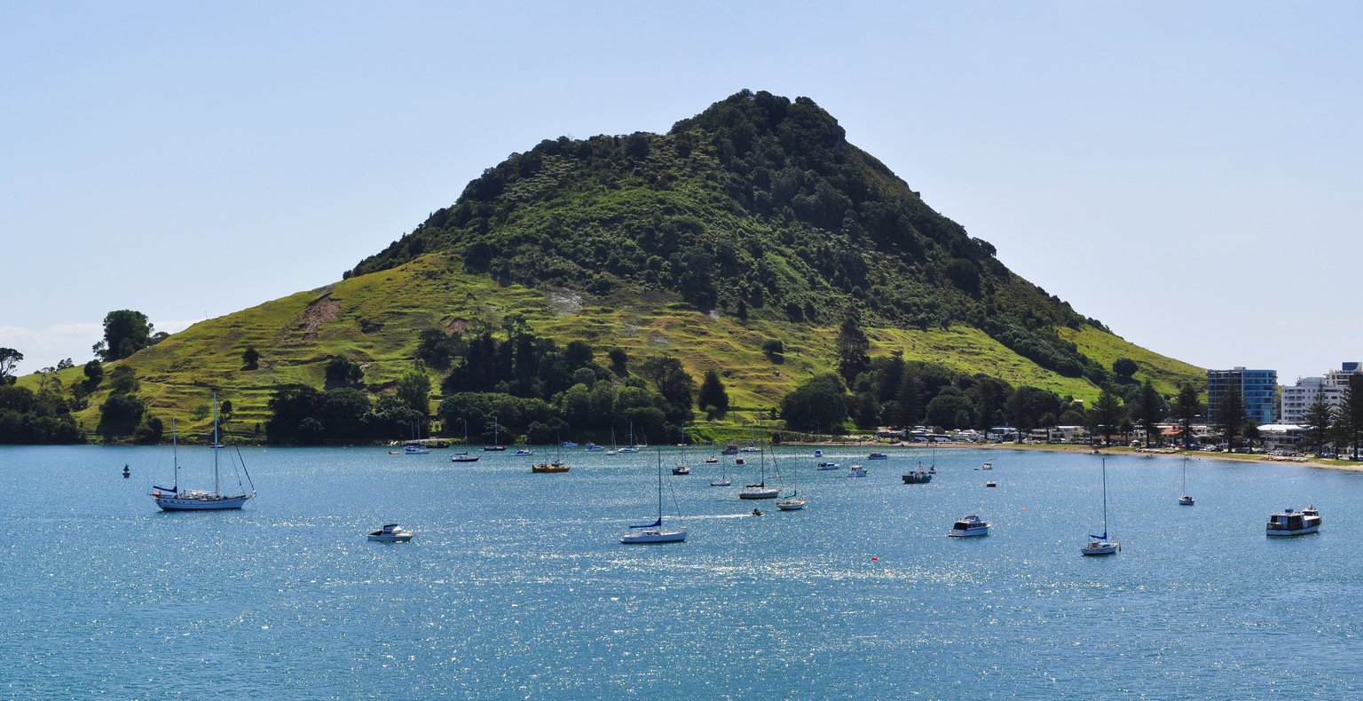 טיסות to Tauranga ניו זילנד