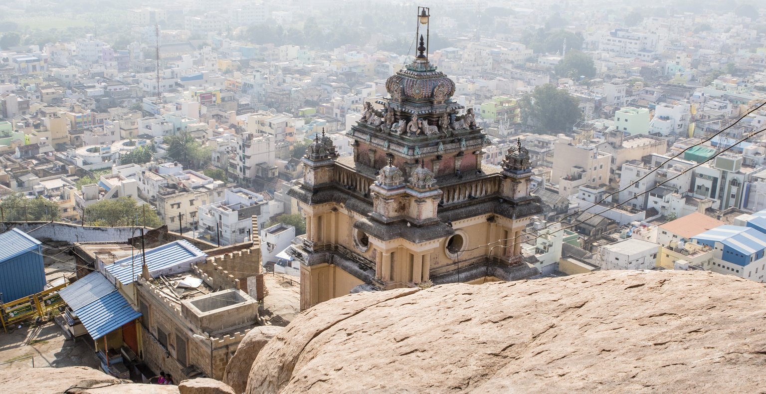 Cheap flights from Seattle to Tiruchirappalli from $459