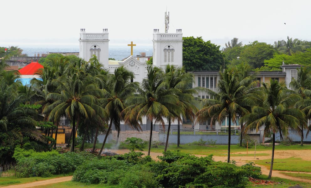Alquiler de coches barato en Toamasina, Madagascar