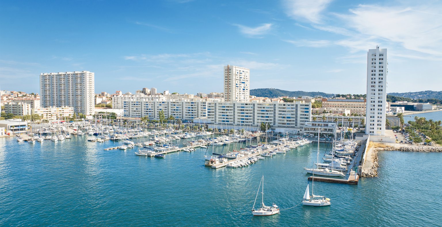 Vols pas chers depuis Amsterdam vers Toulon à partir de 216 €