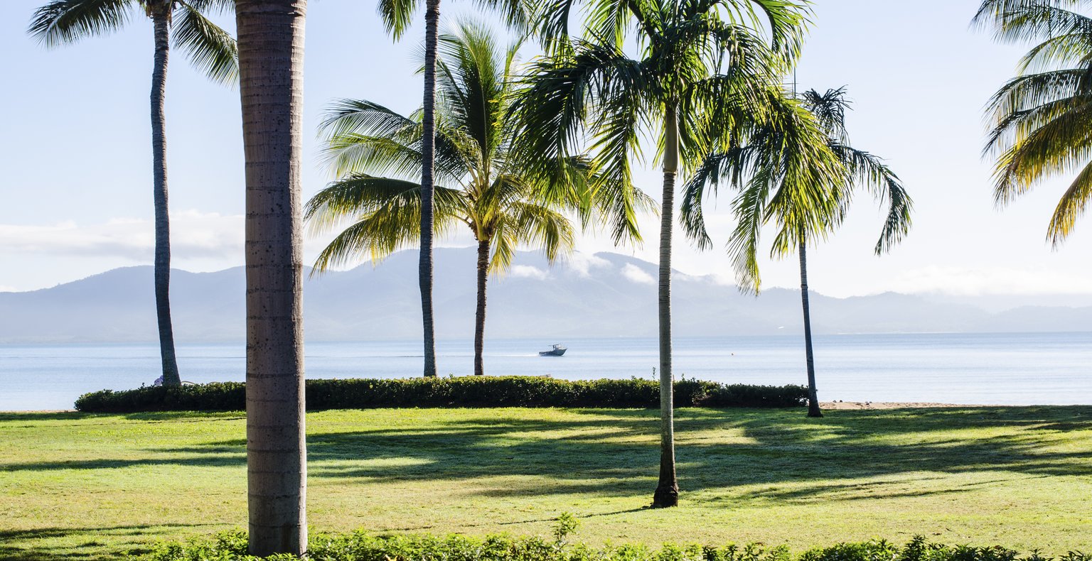 Cheap flights from Melbourne to Townsville from £83