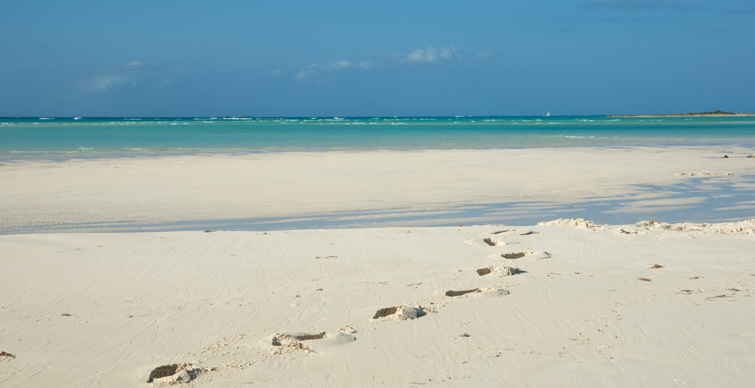 Cheap flights from Denver to Treasure Cay from