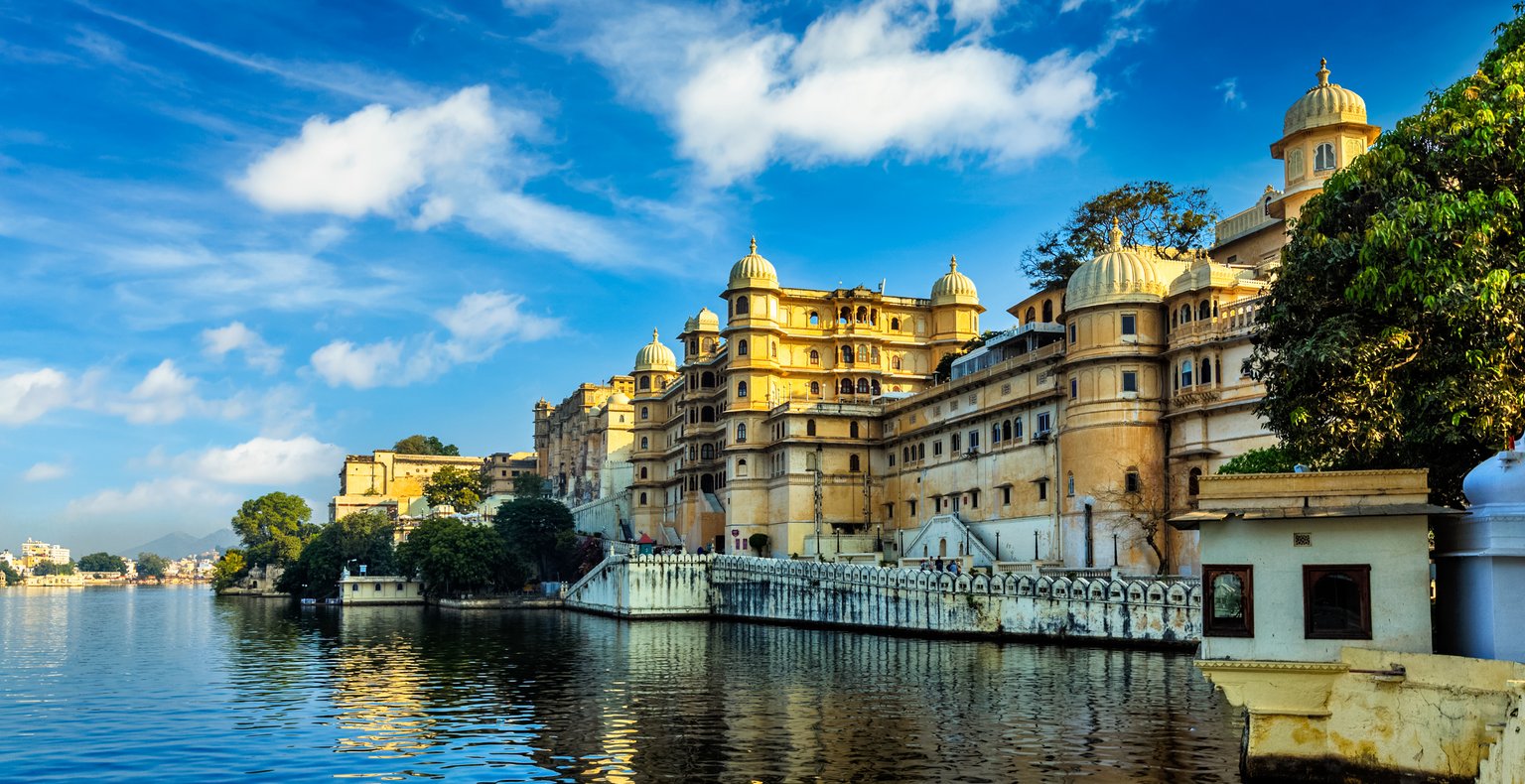 Cheap flights from Jaisalmer to Udaipur from £87